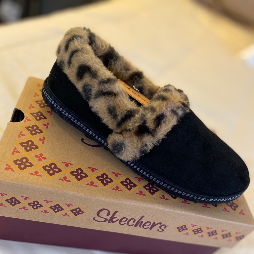 Skechers slippers